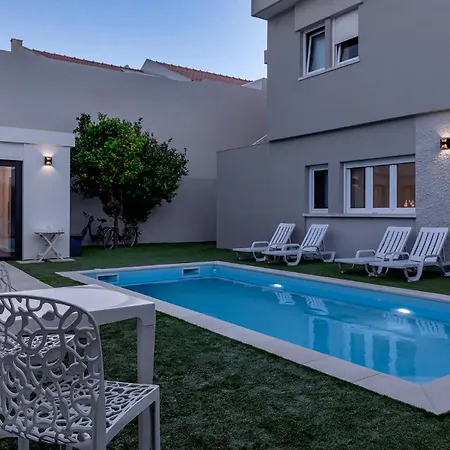 Ilheu 25 House 4* 페니케