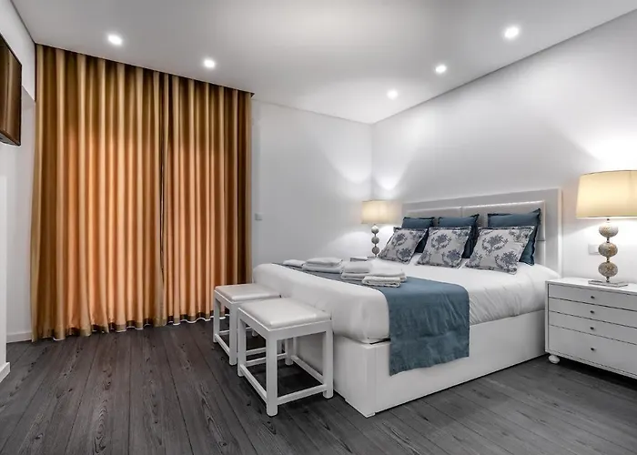 Ilheu 25 House Couette-café